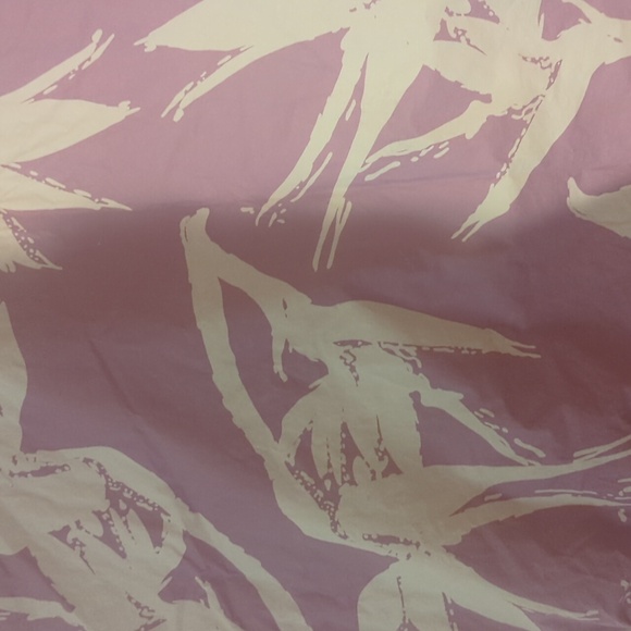 Aloha Reversible Floral Print Tote Bag with Black Straps - Picture 2 of 10